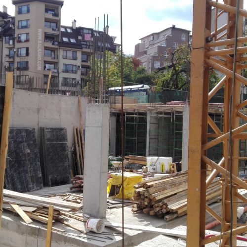 Жилищна сграда "Рея" - процеса на строителство - м. септември 2018