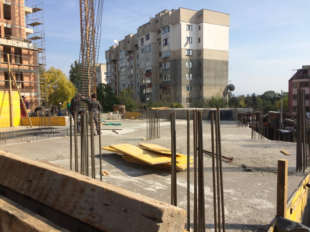 Жилищна сграда "Рея" - процеса на строителство - кота 0 - 01.10.2018г.